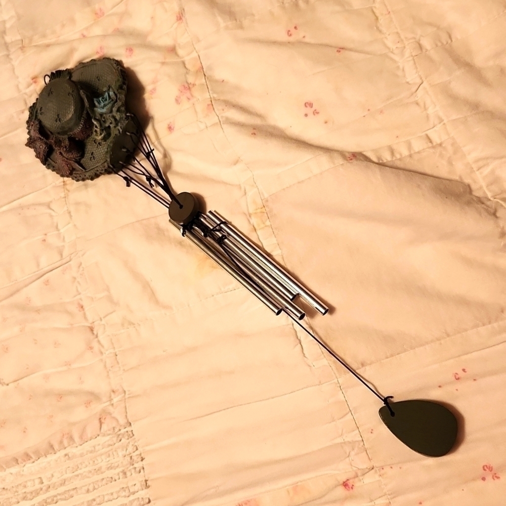 Victorian floral feather hat wind chimes